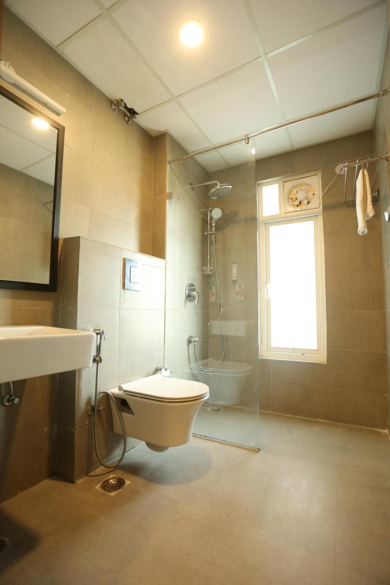 The Roseman Hotel & Suites Ghaziabad Eksteriør billede